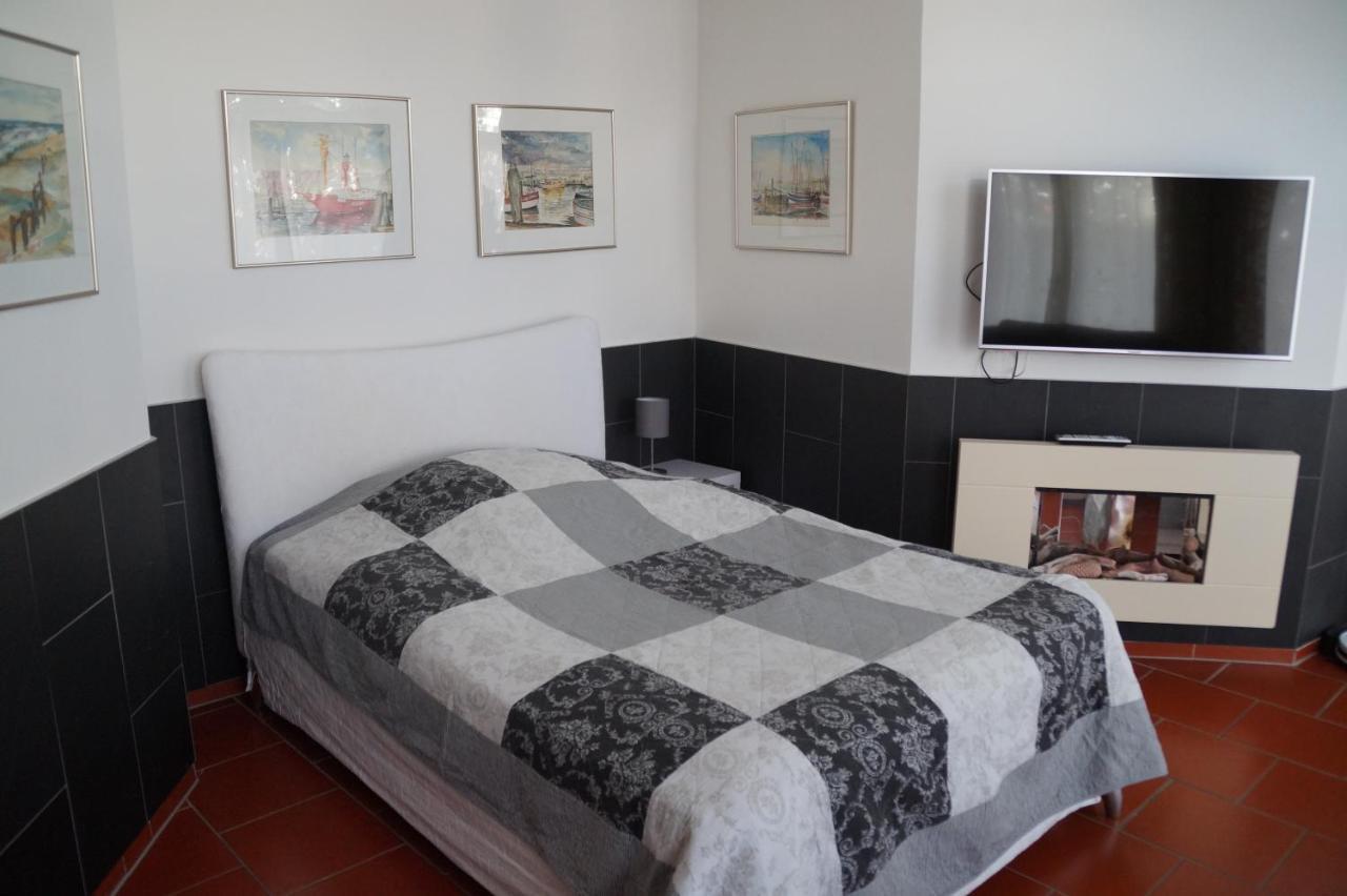 Studio-Apartment - Einraumwohnung Cuxhaven Куксхафен Экстерьер фото